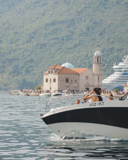 Risan: Blue Cave, Our Lady Of The Rocks - Pick Up - Leaving Risan by speedboat