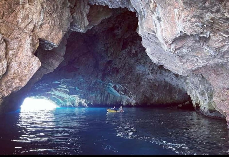 Risan: Blue Cave, Our Lady Of The Rocks - Pick Up - Our Lady of the Rocks and 20 minutes on shore