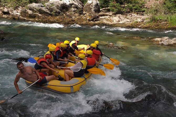 River Tara Long Rafting Tour - The short walk to the boat