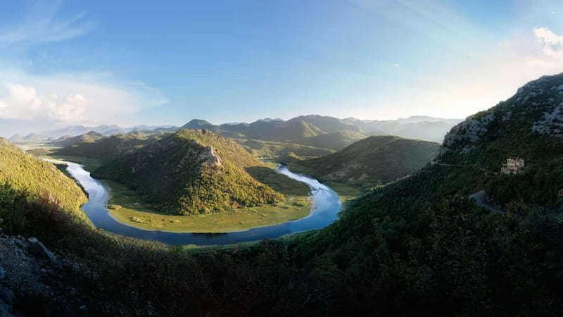 Skadar Lake: Explore the nature and national cuisine - The local café and the return drive