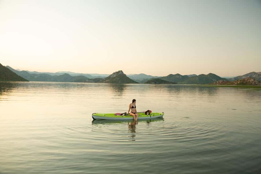 Skadar Lake: Individual Kayaking, hidden canals and swimming - Key points for your Skadar Lake paddle