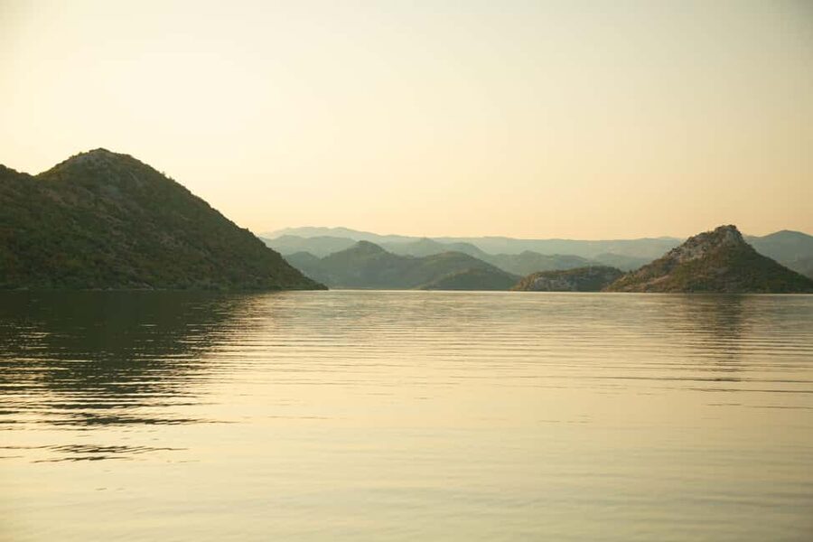 Skadar Lake: Individual Kayaking, hidden canals and swimming - A quiet start beside Virpazar’s boats