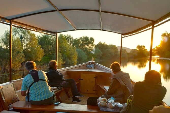 Skadar Lake National Park: Birdwatching & Photography Tour - The čun makes the ride part of the experience