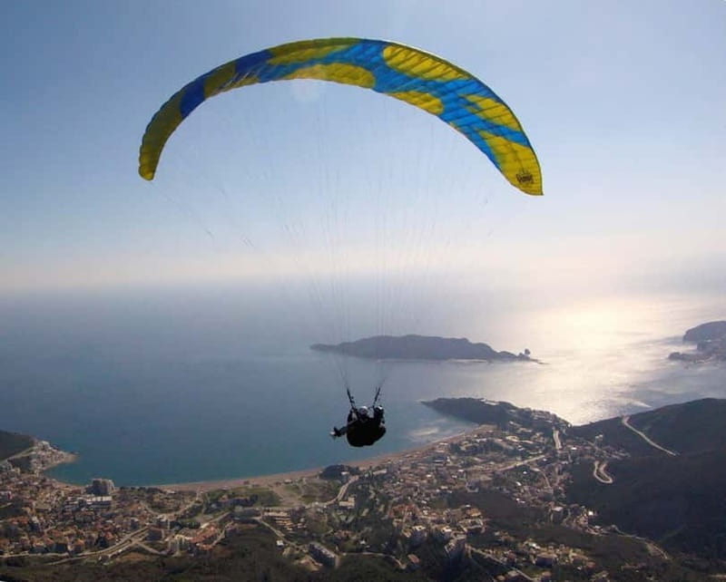 Tandem Paragliding in Budva with Expert Pilots/All-inclusive - Transport, meeting points, and the small practical wrinkles