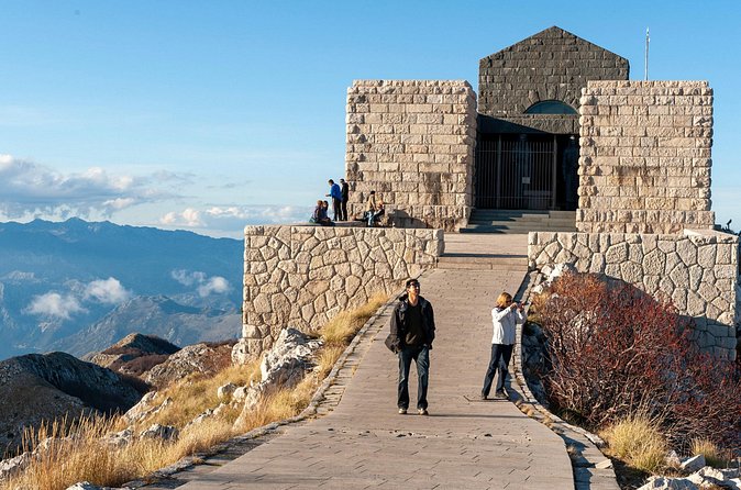 Tour Cetinje, Lovćen & Mausoleum - Start in Cetinje, not at the summit